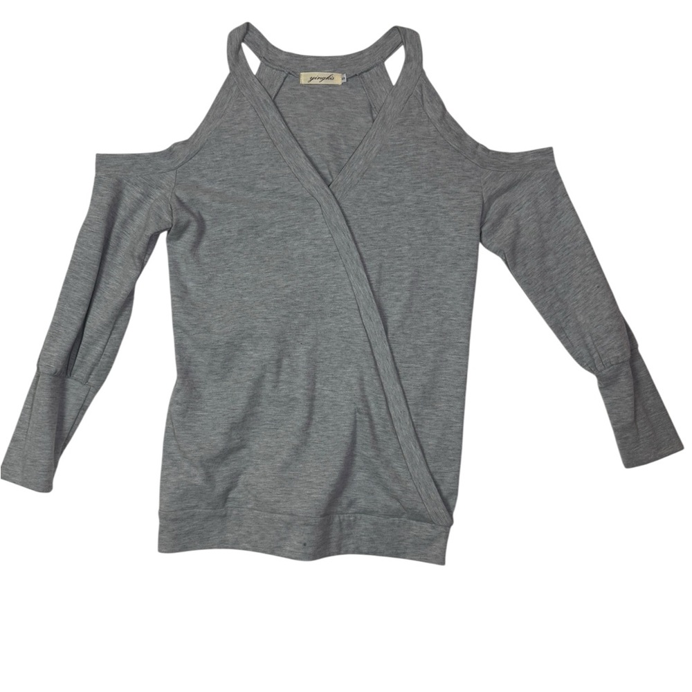 Yingkis‎ Gray Cold Shoulder Wrap Front Top – Size s